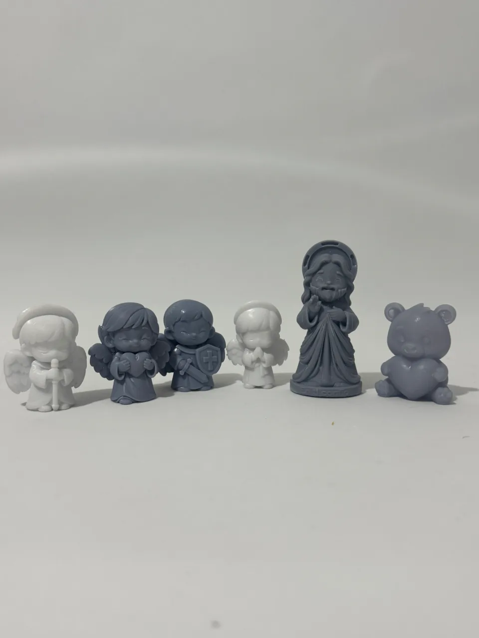 Colección de figuras impresas